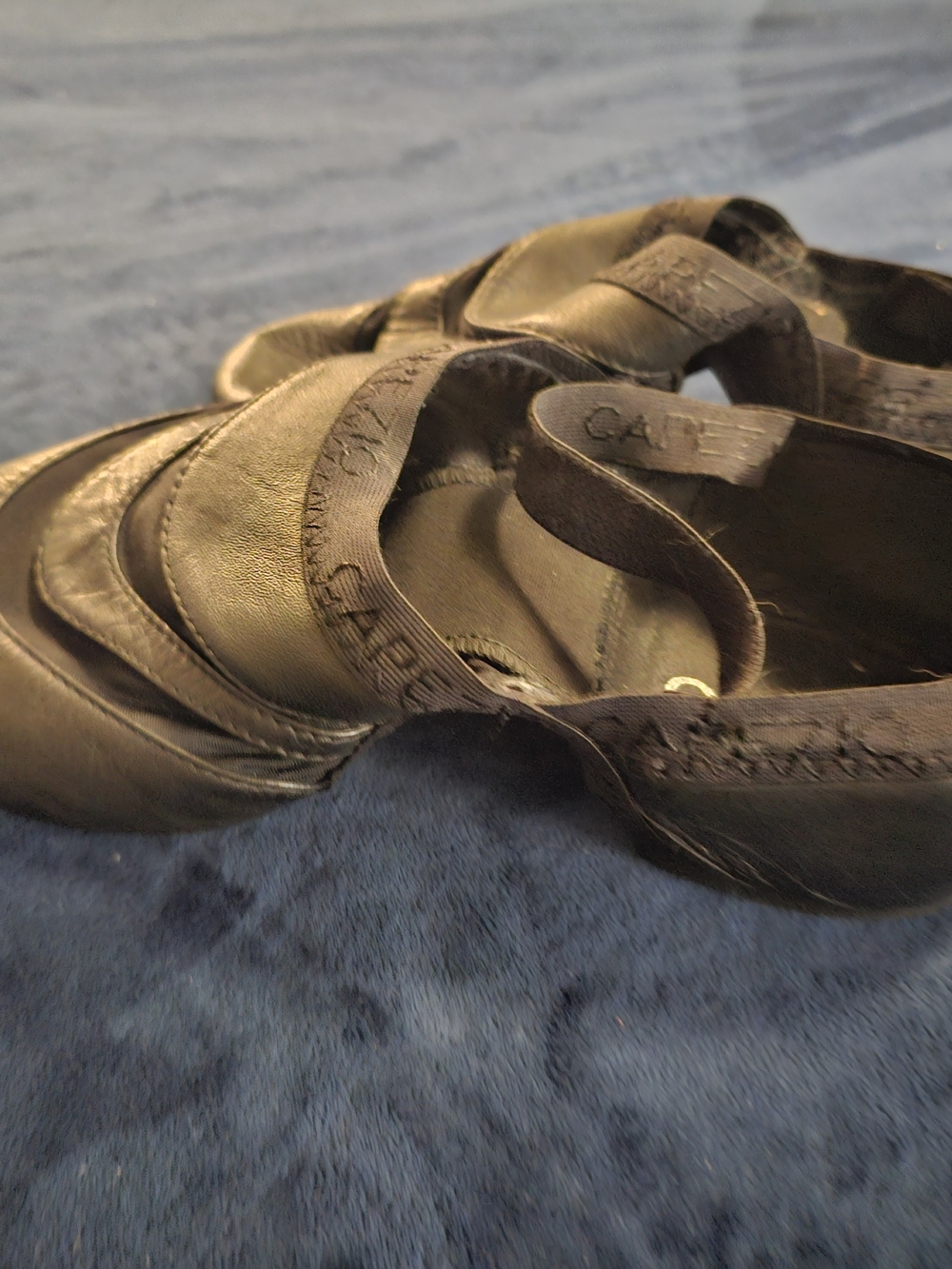 Capezio Black Leather Free Form Slip-On Dance Jazz Shoes